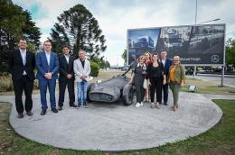 Visita Comisión de Industria a Planta de Mercedes Benz