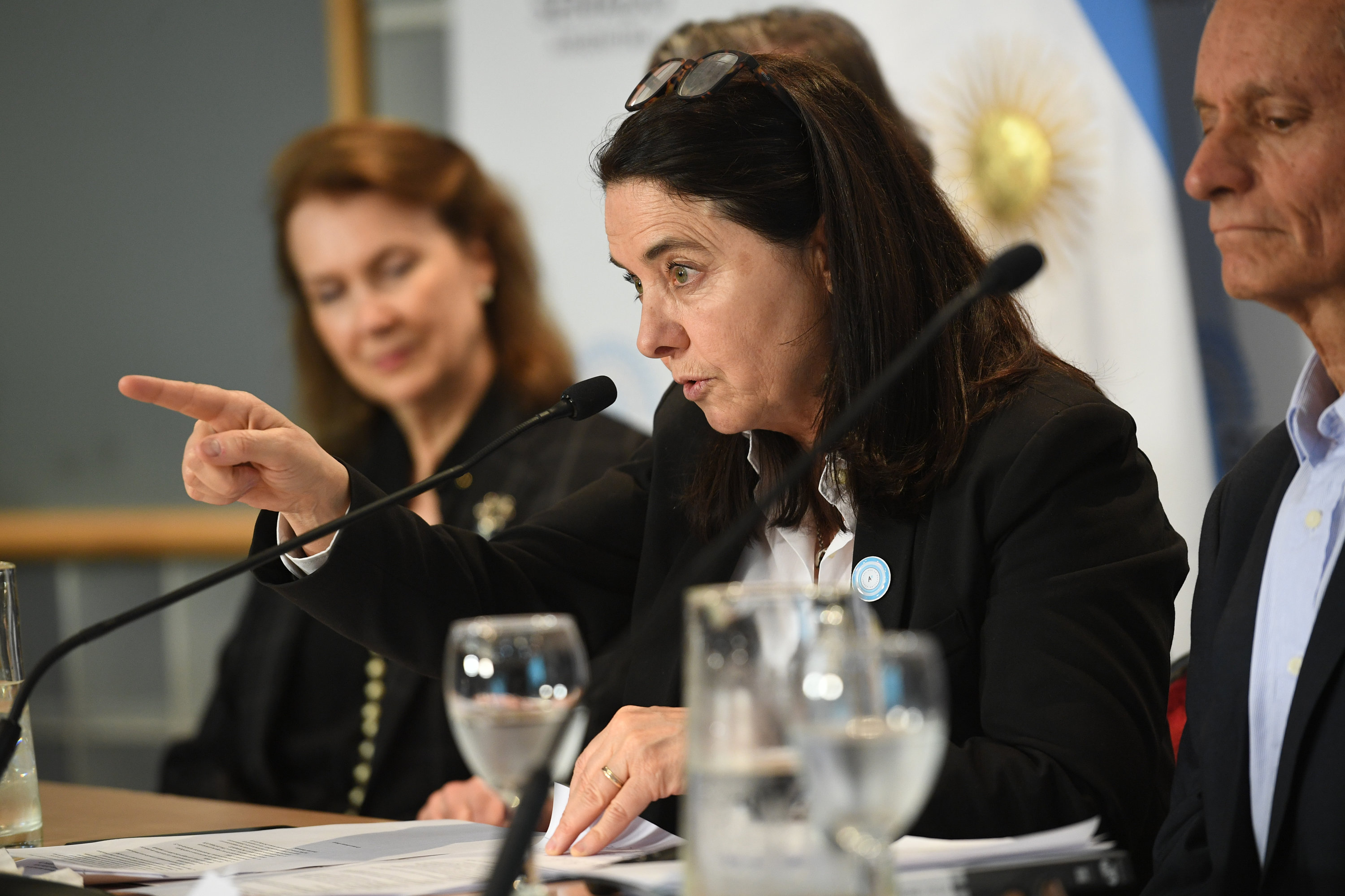 La senadora Carmen Álvarez Rivero organizó el encu