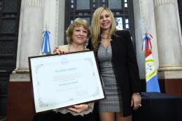 Diploma de Honor a Gladis Orazi