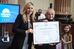 Diploma de Honor a Jose Mario Marmol
